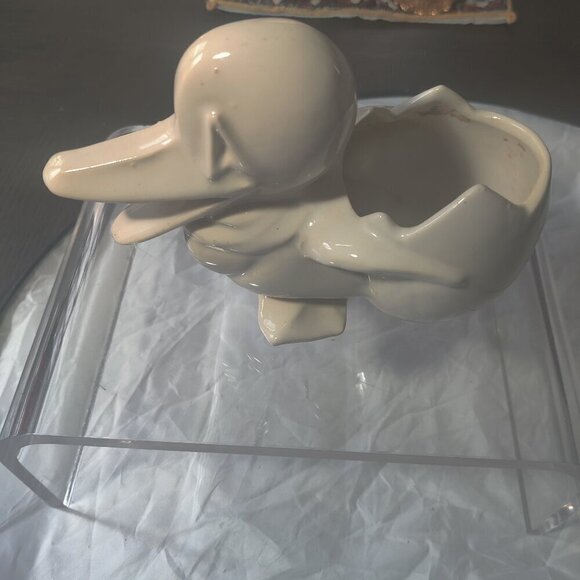 Ceramic Duck Planter by McCoy, Vintage from the 1940's. Off-White Glaze No chips - Picture 2 of 4